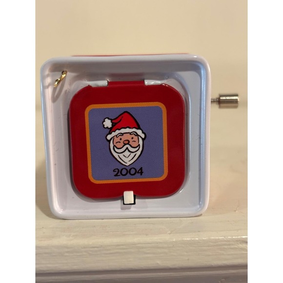 Hallmark Pop! Goes The Santa Ornament 2004 Jack-in-the-Box Music QX8411 NIB - Picture 2 of 15